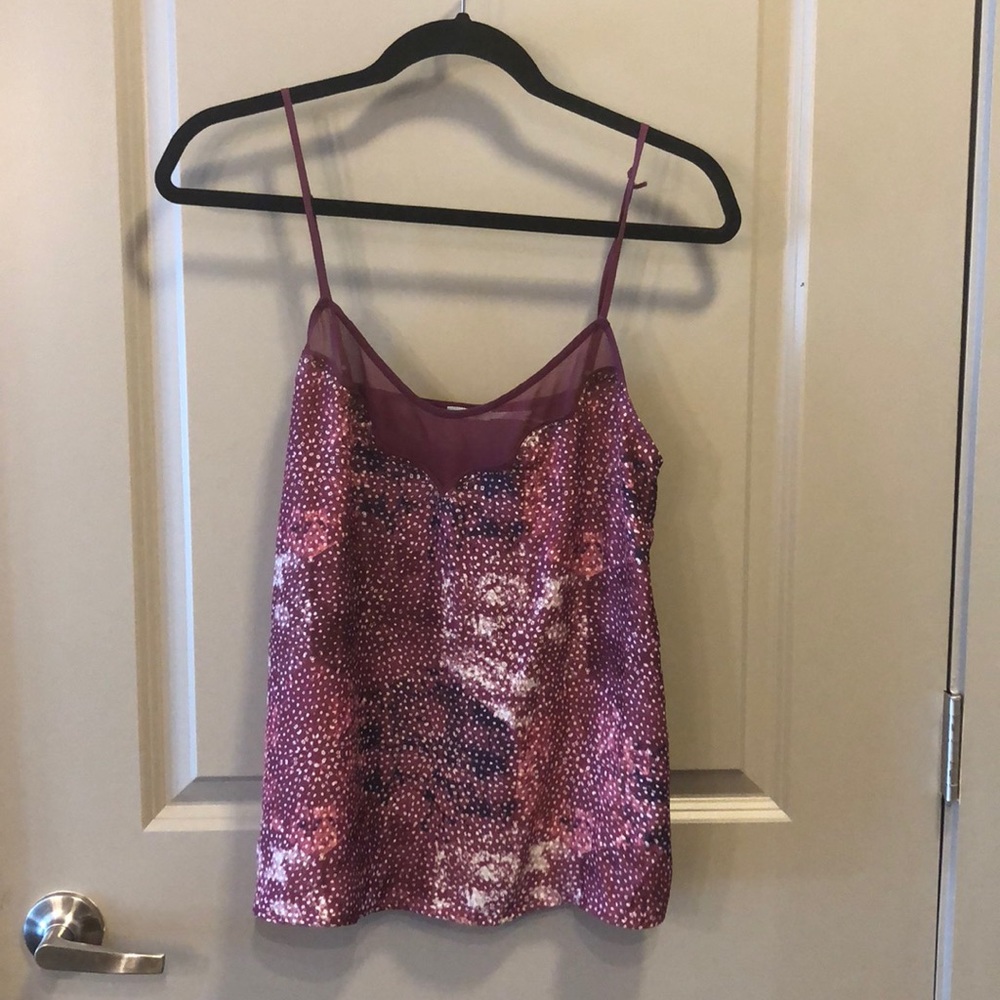 Magenta patterned tank